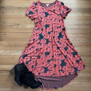 Lularoe floral Carly